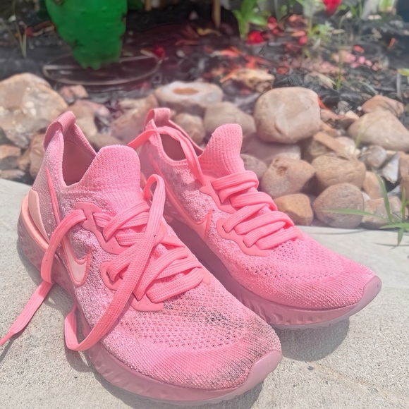 Women’s Nike Epic React Flyknit 2 Rust Pink | Size: 6.5 - Picture 3 of 7